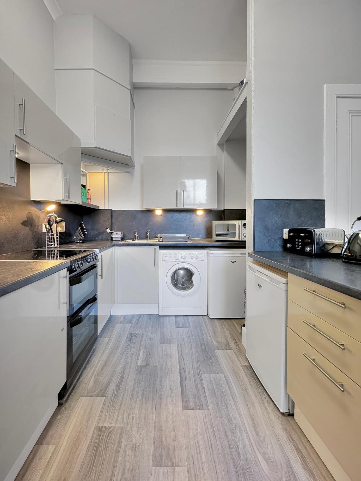 Hayfield Apartment Обан Экстерьер фото